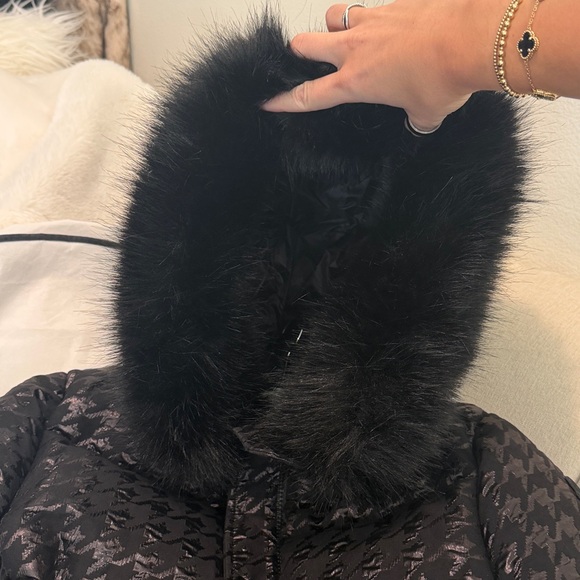 Moncler Black Patterned Jacket with Fur Trim - Picture 5 of 10